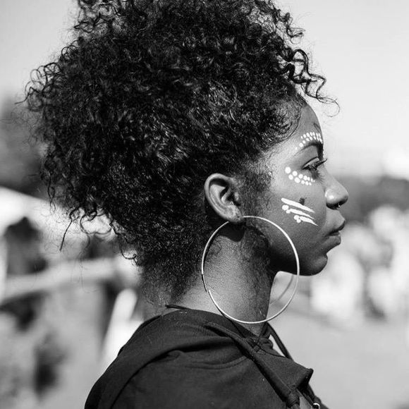 Meet your Posher, Nautika - Picture 1 of 1